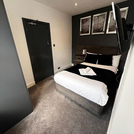 Town Centre Private Room 3 Barnstaple Exterior foto